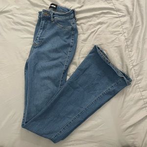 dark blue jeans
